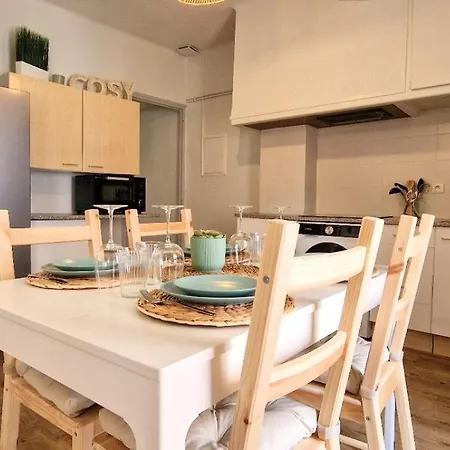 Apartment Charmant Appartement *